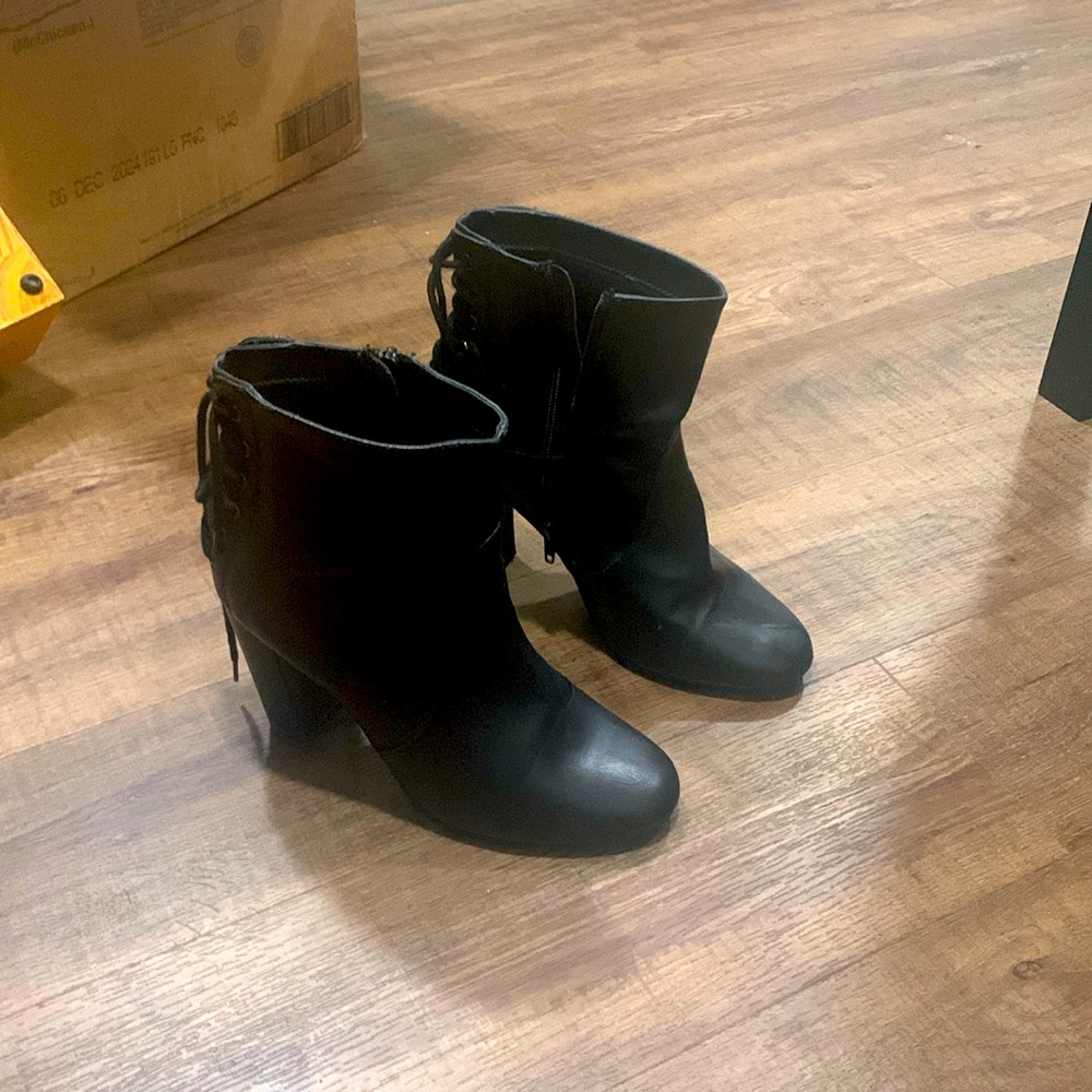 Ankle boots